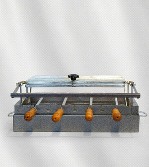 شواية فحم صغيرة 2×1 شبك قلاب + أسياخ – فولاذ مقاوم للحرارة والصدأ – مناسب للشرفات