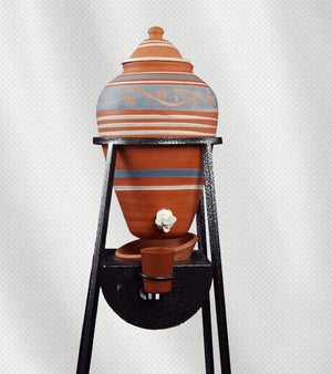 زير فخار طبيعي 15 لتر مع قاعدة حديدية – تبريد طبيعي ومياه صحية